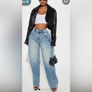 Fashion Nova Barrel Jeans size 18
